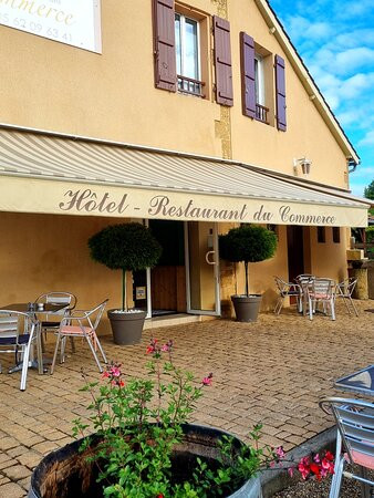 Logis Hôtel Rest. du Commerce主图
