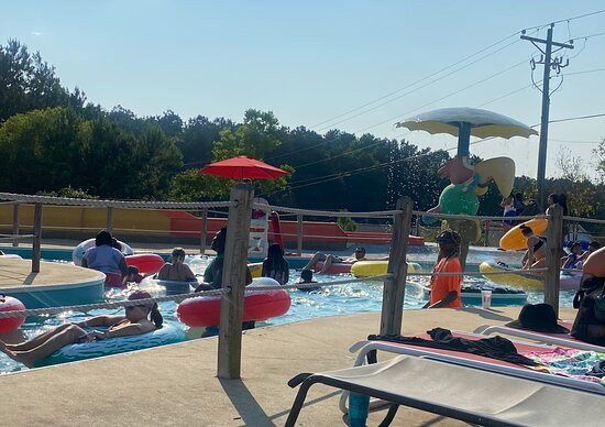 Grand Paradise Water Park景点图片