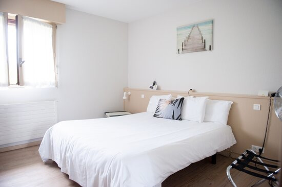 Les Thermes Saubusse主图