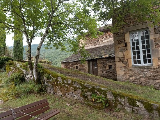 Chateau de Brousse le Chateau-Brousse-le-Chateau必去景点