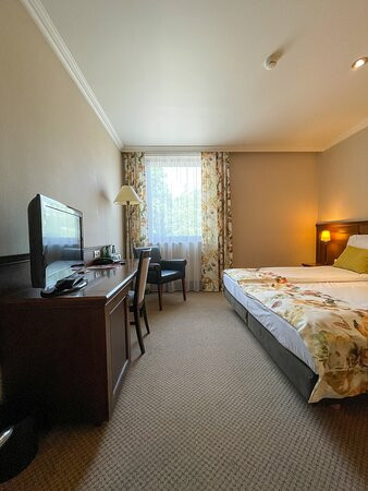 Park Hotel & Fitness Club Rzeszow主图
