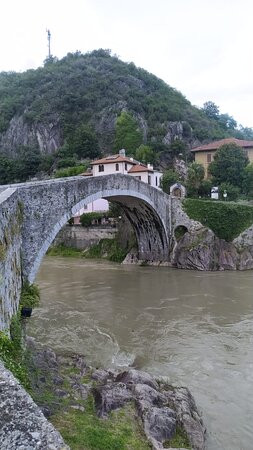 Ponte Di Montecchio景点图片