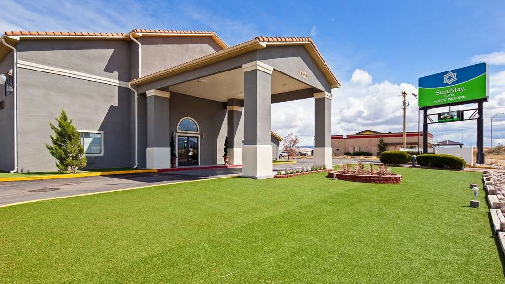 SureStay By Best Western Grants主图