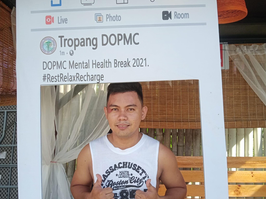 Wind And Waves Beach Resort