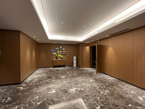 厦门两岸金融中心希尔顿欢朋酒店主图