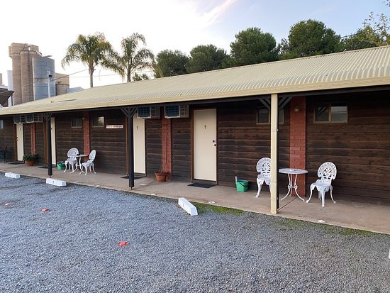 Country Roads Motor Inn主图