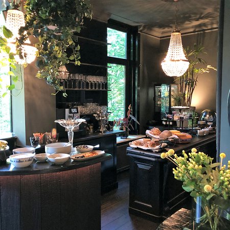 Hotel Villa Trompenberg-餐饮