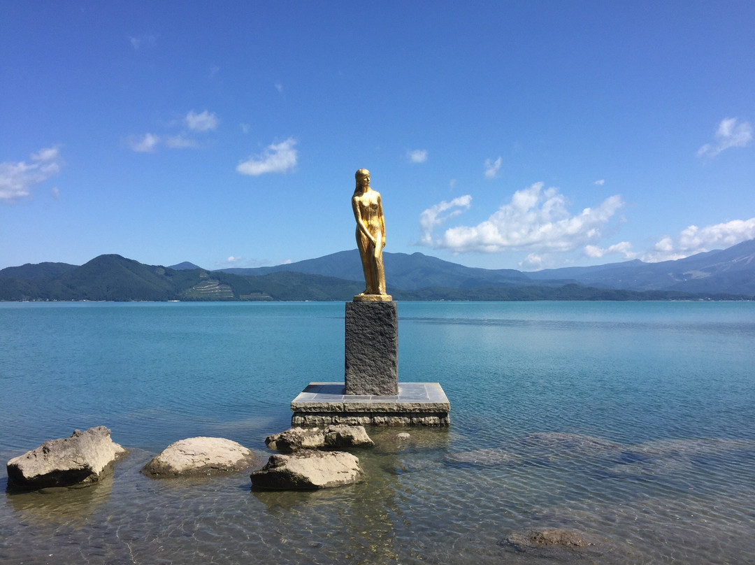 Statue of Tatsuko景点图片