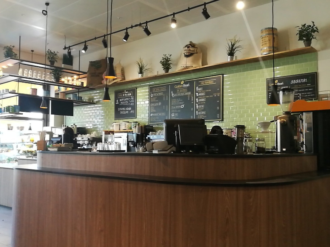 Golden Bean - Gare