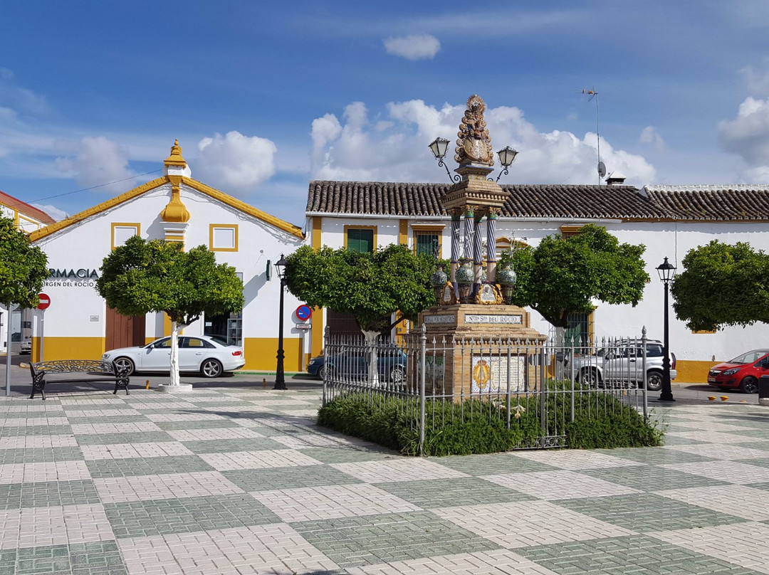 Plaza de la Virgen del Rocio