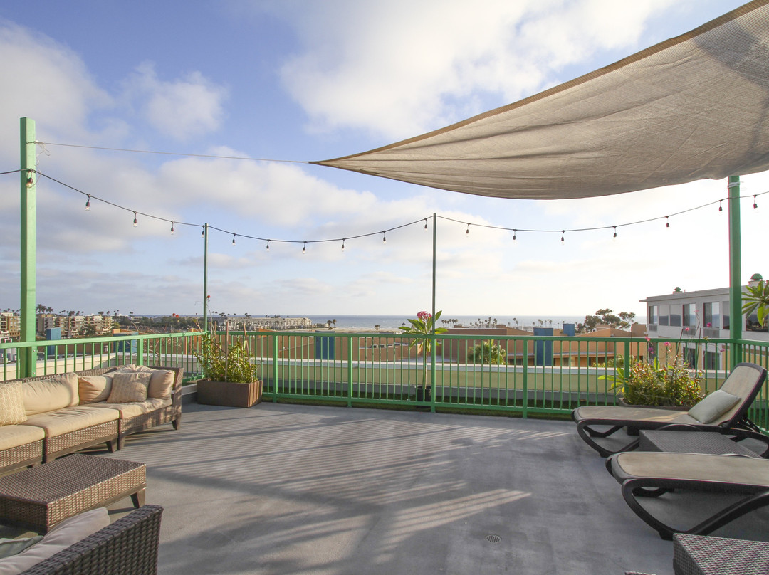 Holiday Inn Oceanside Camp Pendleton Area by IHG主图