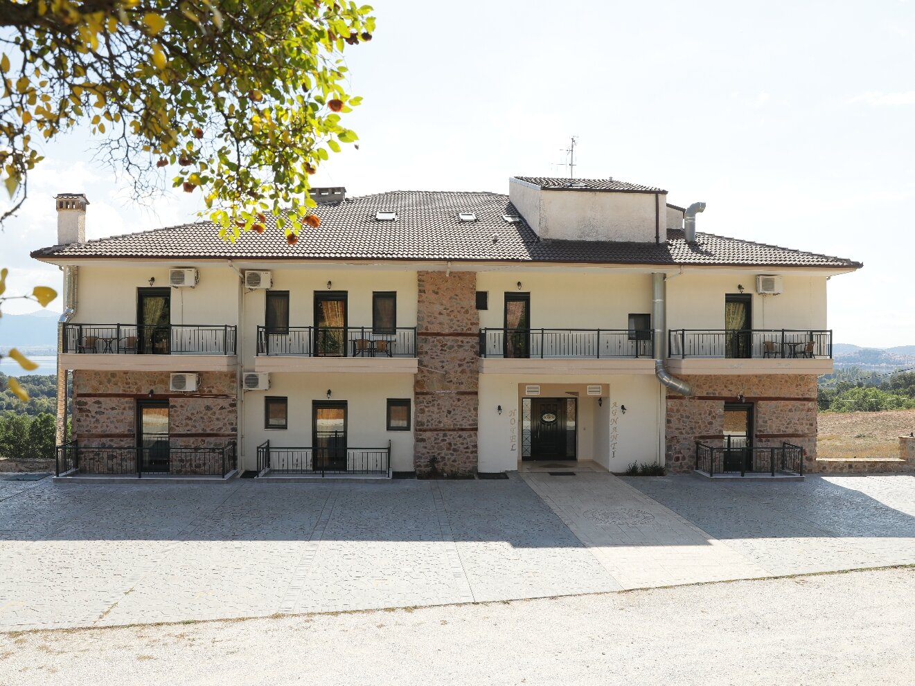 Hotel  Agnanti-官方