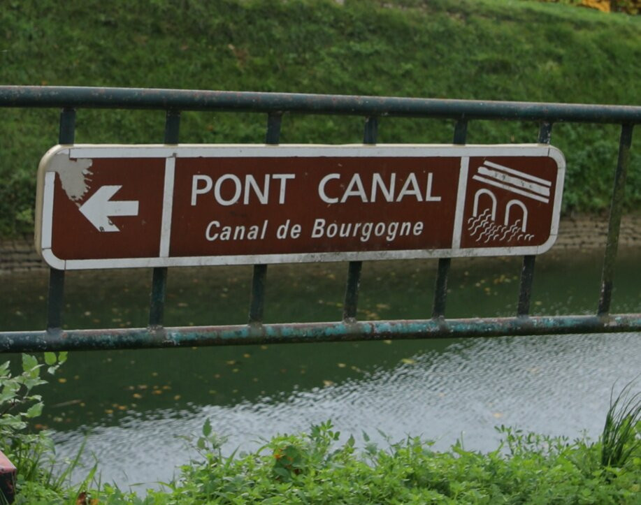 Pont Canal De Saint-Florentin景点图片