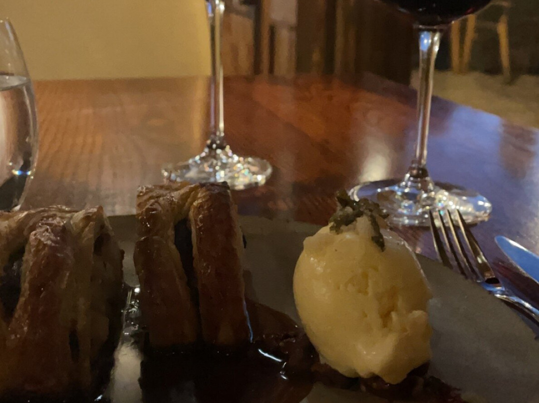 箭镇餐馆和美食-The Millhouse Restaurant