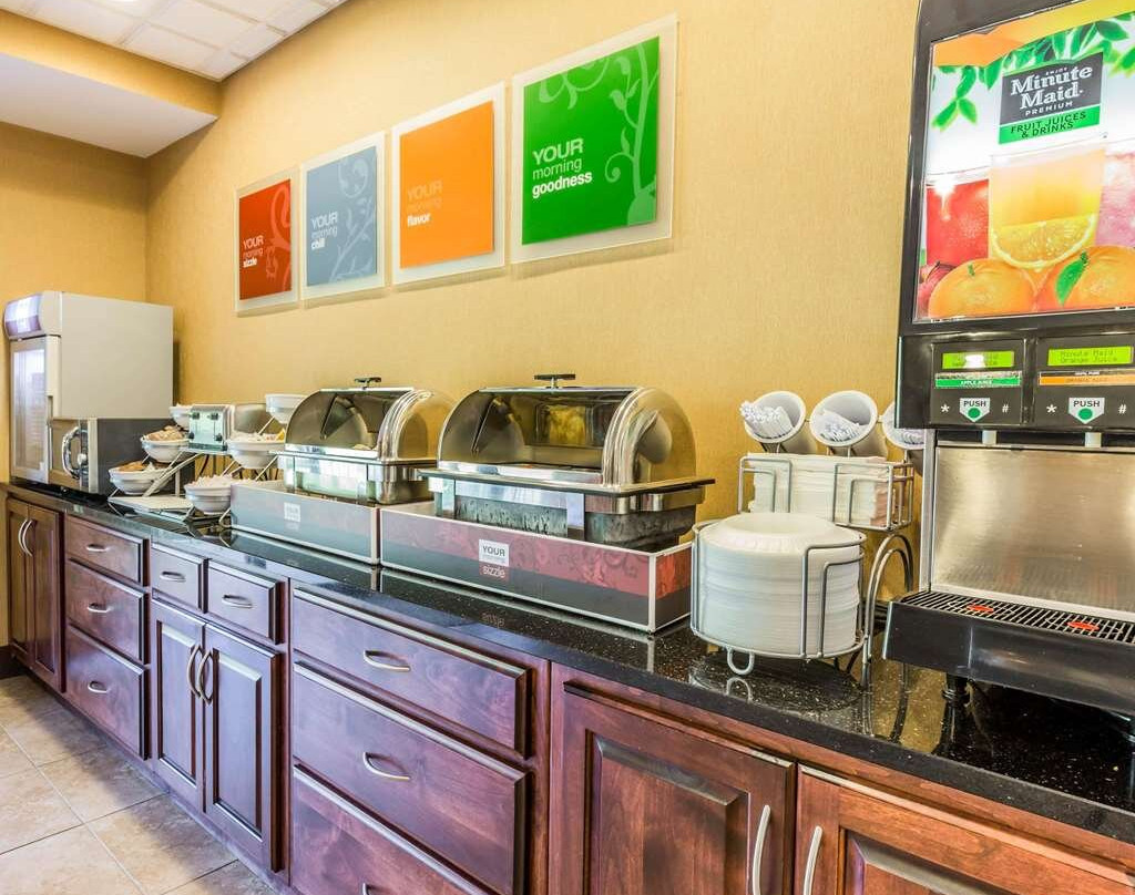 Comfort Suites主图