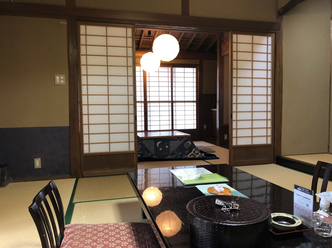 疗愈之里 树屋主图
