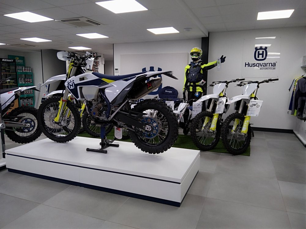 Comas Motos景点图片
