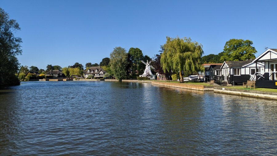 King Line Cottages