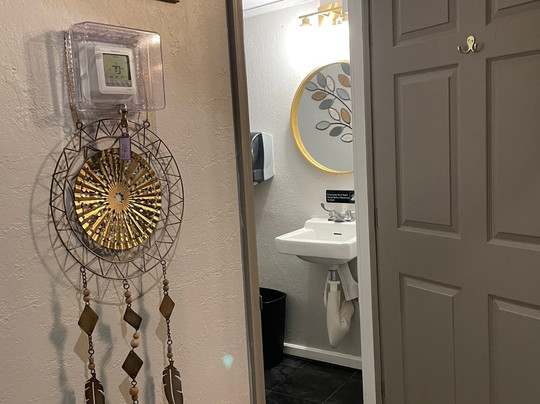 Wine Society-塔彭斯普林斯必去景点