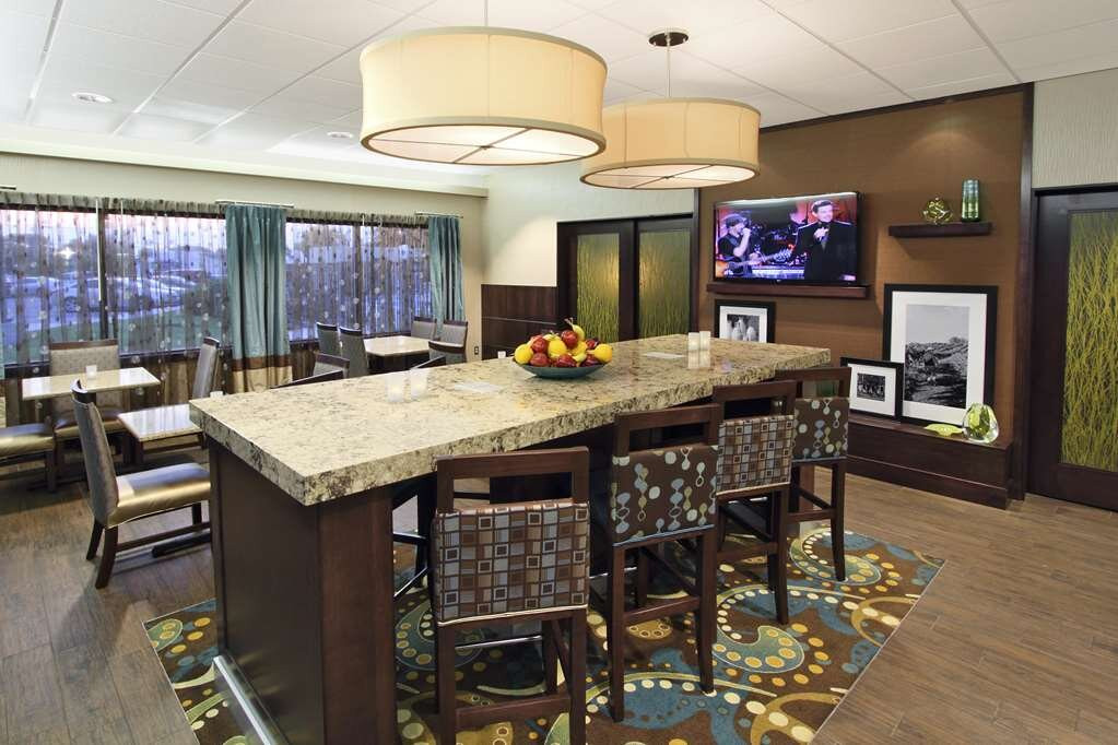 黑格斯敦欢朋酒店主图