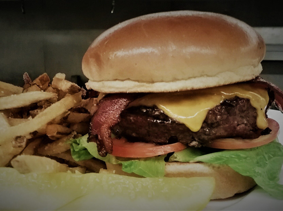 Young餐馆和美食-Zane Grey Country Barbecue at Kohl's Ranch Lodge