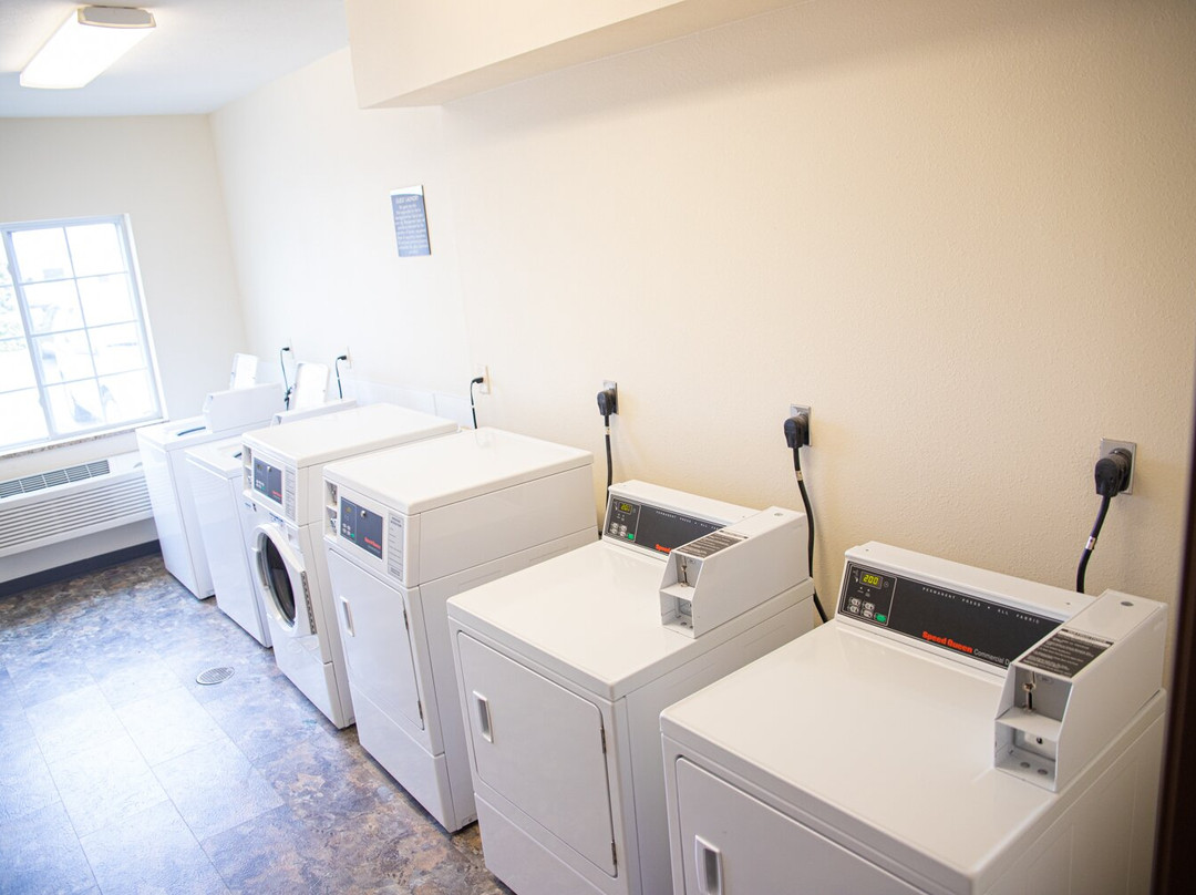 白楼套房酒店主图