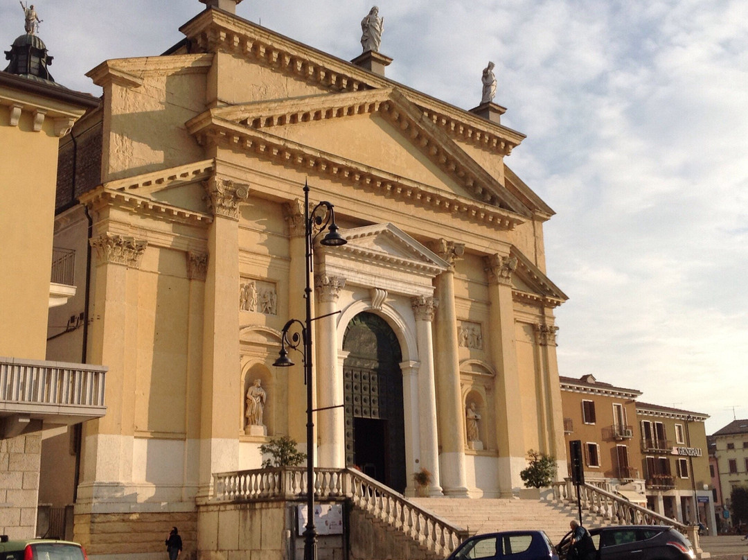 Chiesa dei Santi Pietro e Paolo景点图片