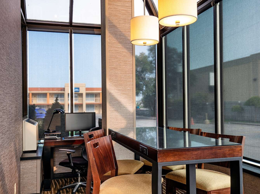 航迹贝斯特韦斯特酒店主图