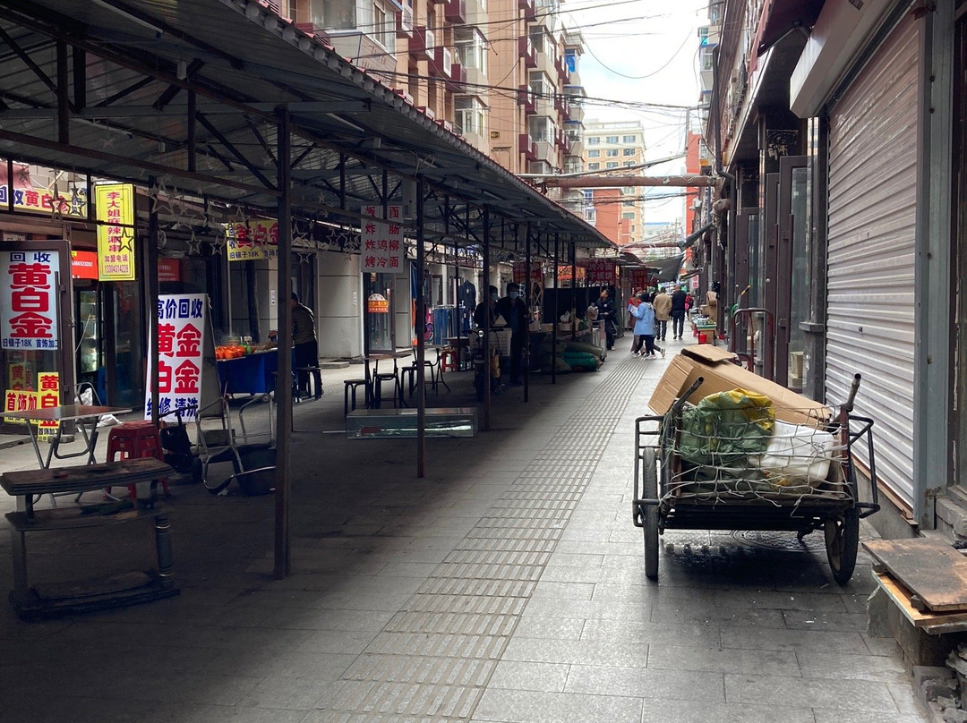 华正品牌街-长春市必去景点