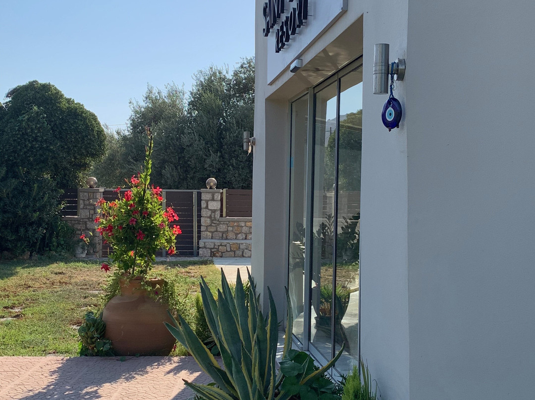 Saint George Resort主图