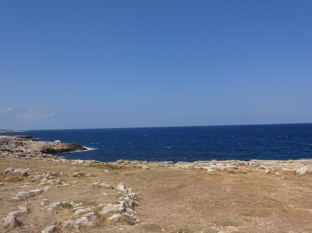 Scogliera del Lungomare Modugno景点图片