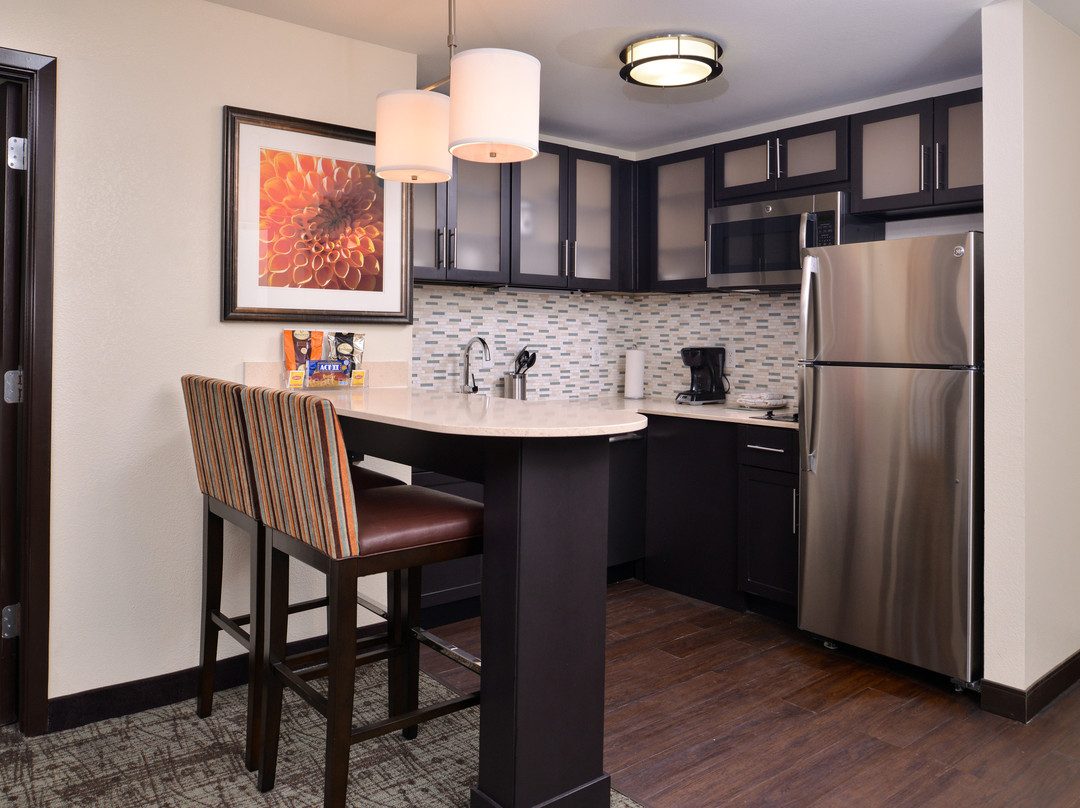 Staybridge Suites Wichita Falls By IHG主图