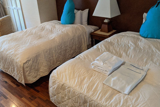 Sayan露台度假酒店主图