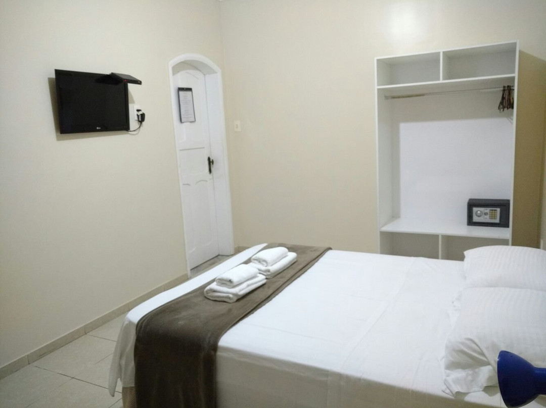 Chez Les Rois Guesthouse主图