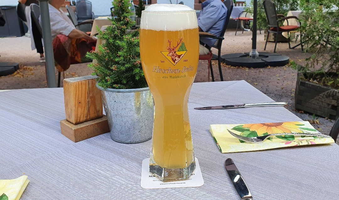 苏根拜德酒店主图