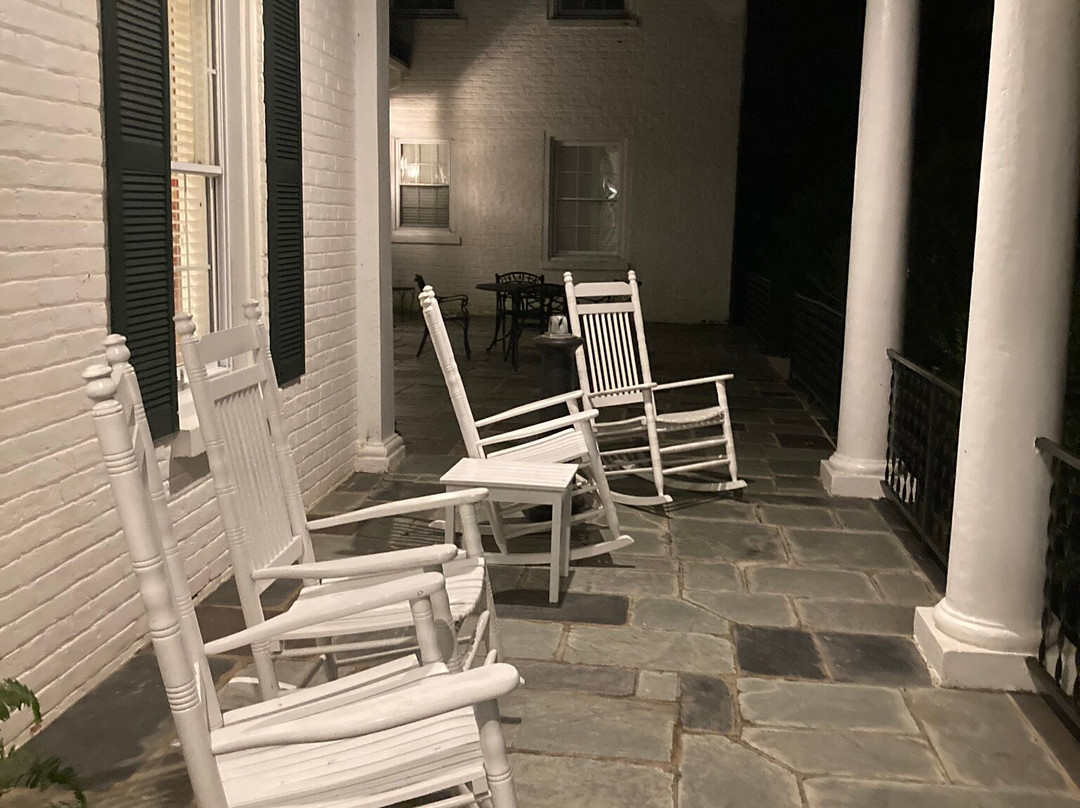 Tanglewood Manor House Bed and Breakfast主图