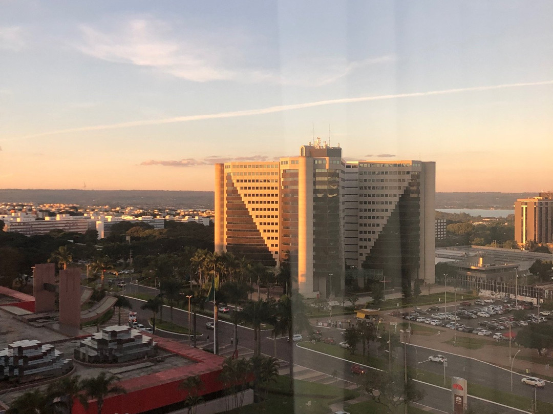 Cullinan Hplus Premium主图