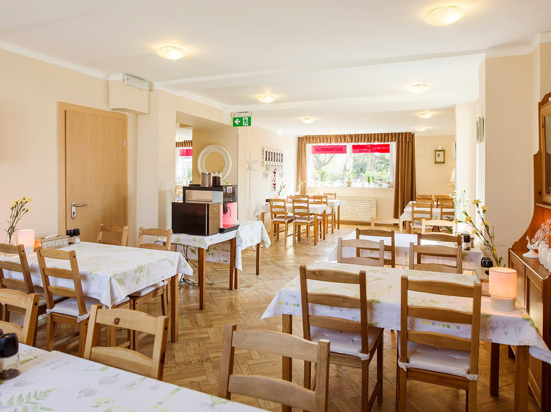 Biala Rawska餐馆和美食-Polskie Smaki Restaurant