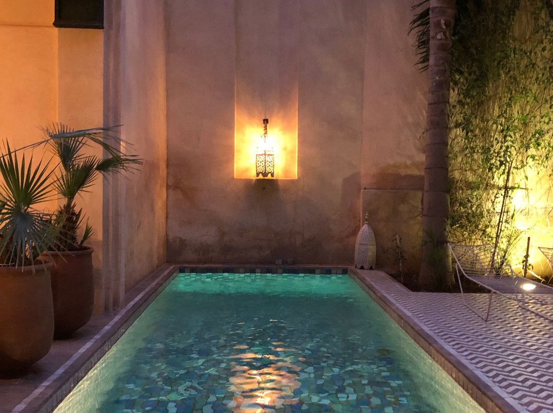 本苏达摩洛哥传统庭院住宅主图