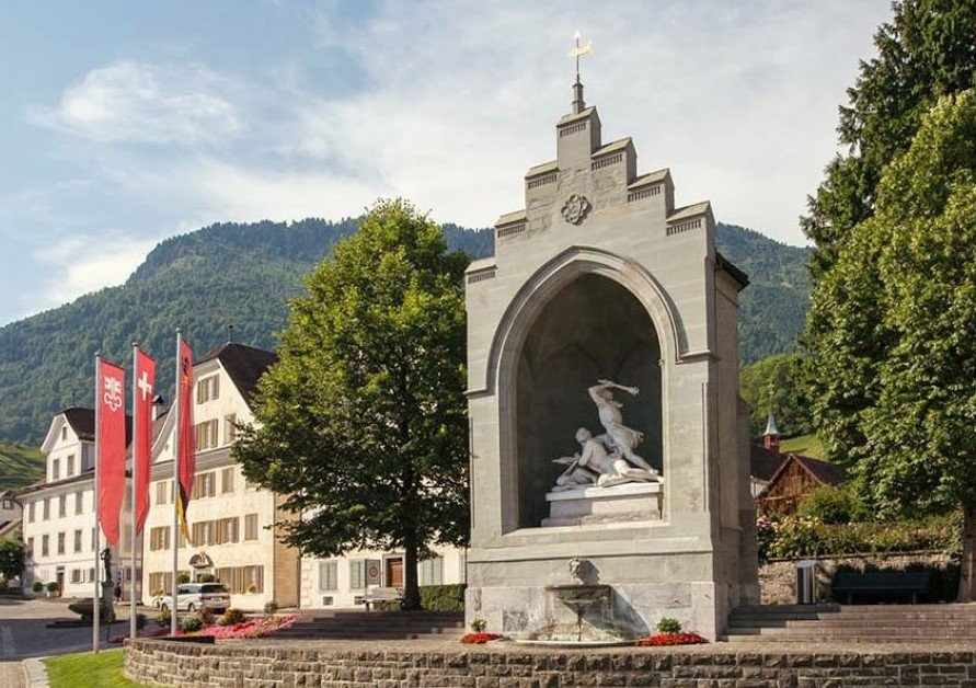 Winkelrieddenkmal-Stans必去景点