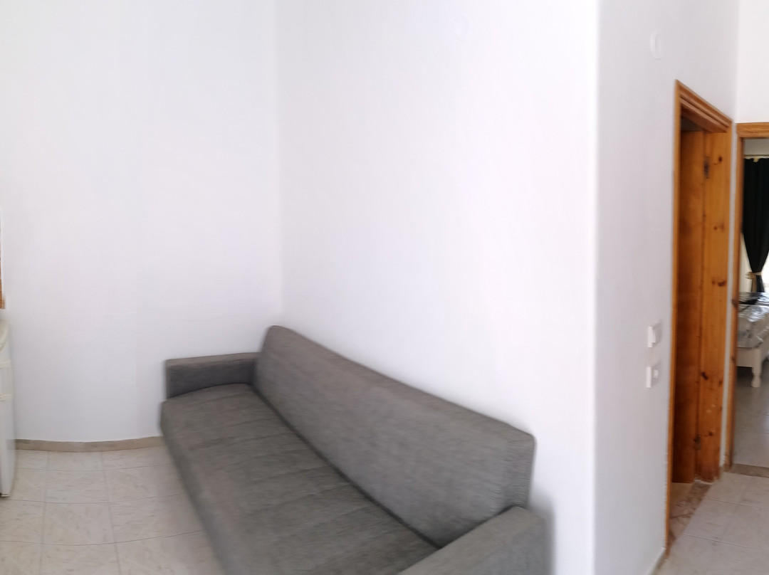 Irene Apartments主图