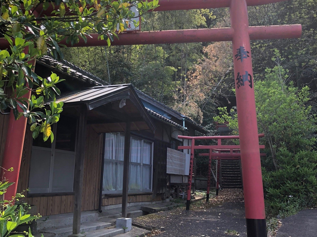 Komi Shinmei Shrine景点图片