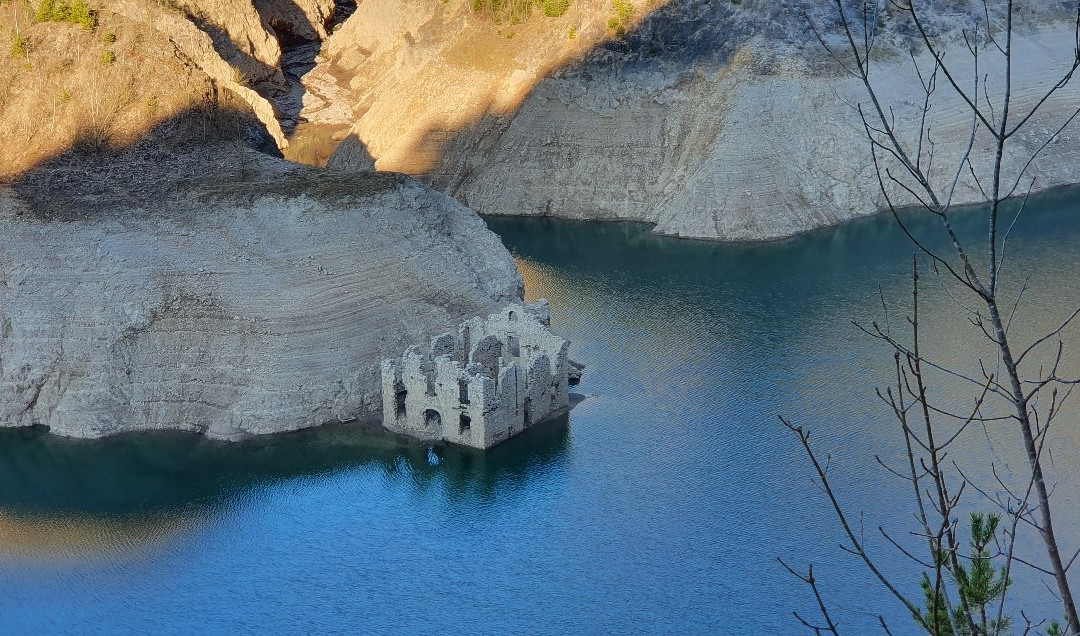 Valvestino Lake景点图片