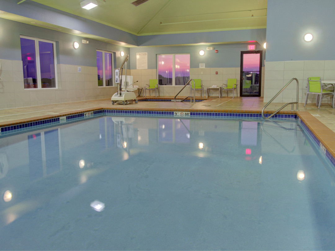 Holiday Inn Express & Suites Le Mars By IHG主图