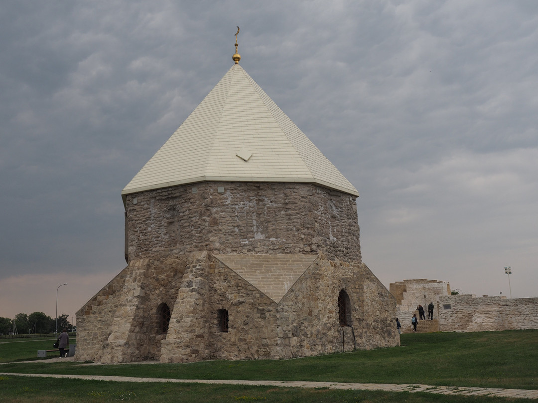 East Mausoleum-Bolgar必去景点