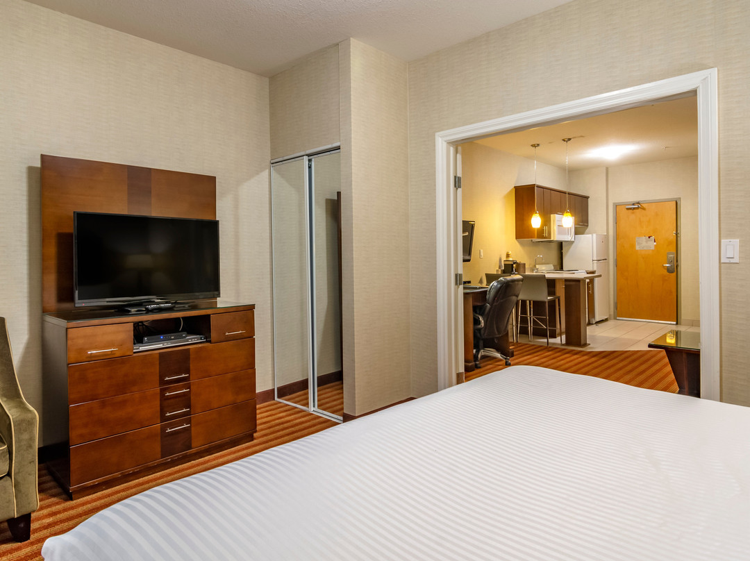 Devonian Hotel and Suites主图