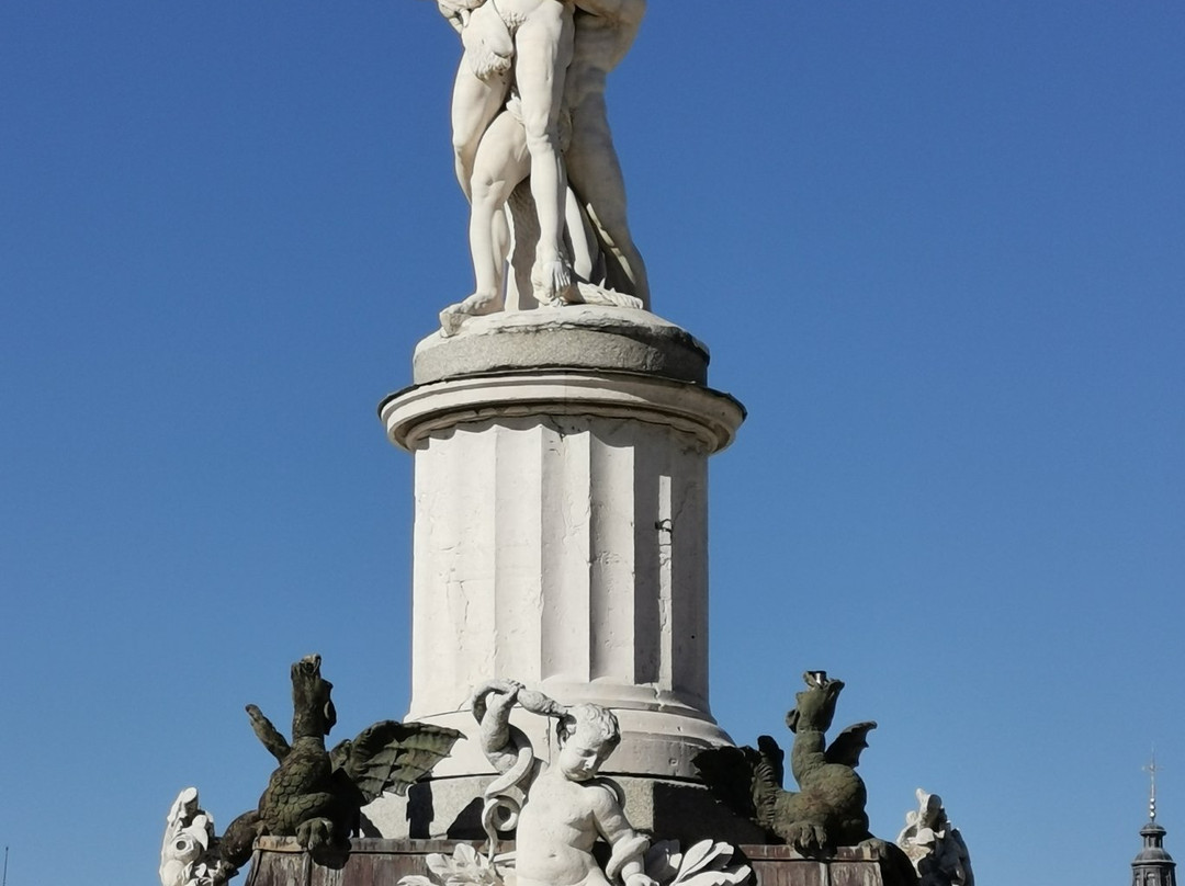 Fuente de Hercules y Anteo-阿兰胡埃斯必去景点