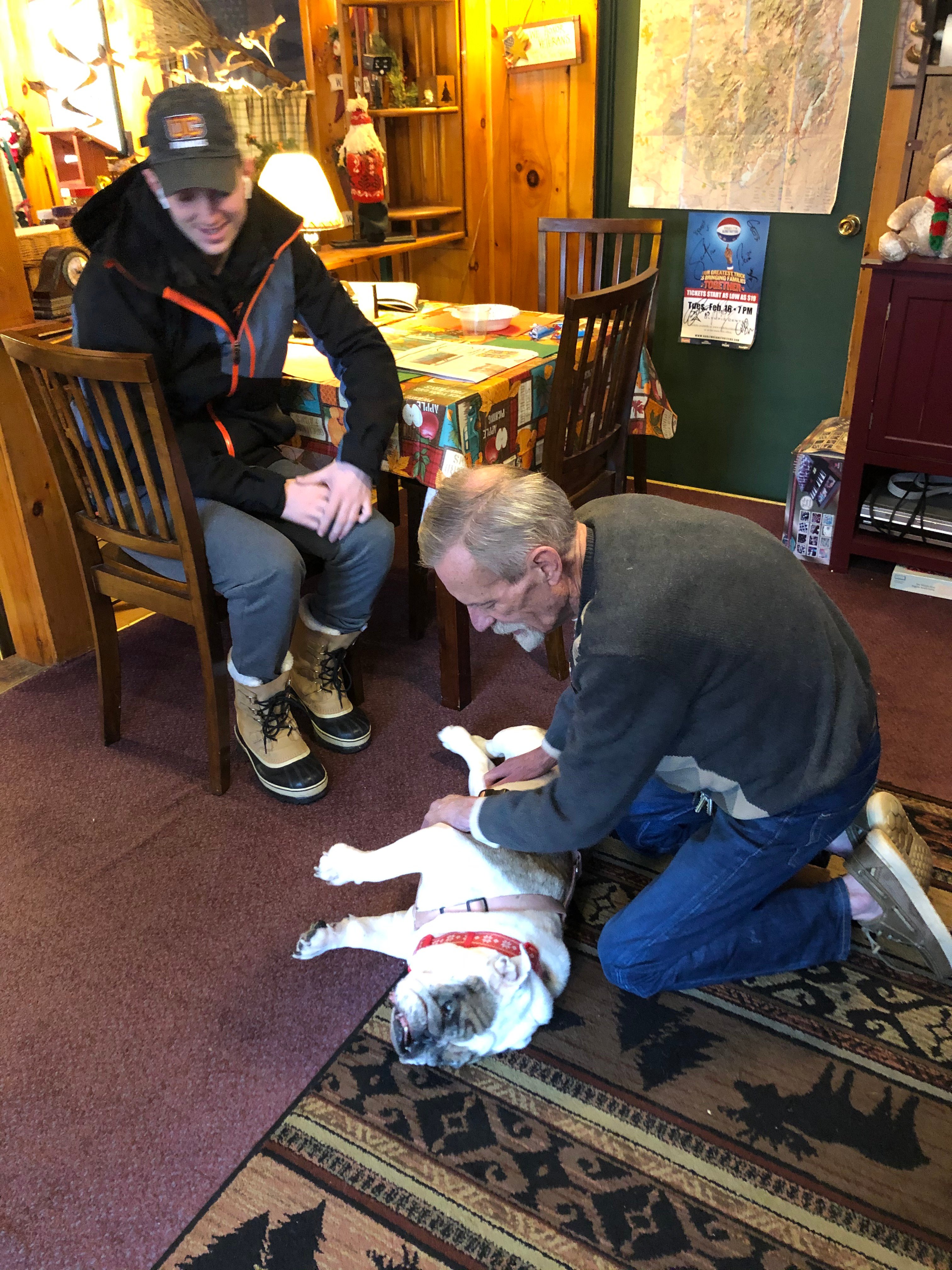 Mountain Brook Lodge-家庭/游戏区