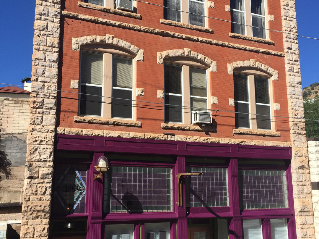 Bisbee Brownstone Suites主图