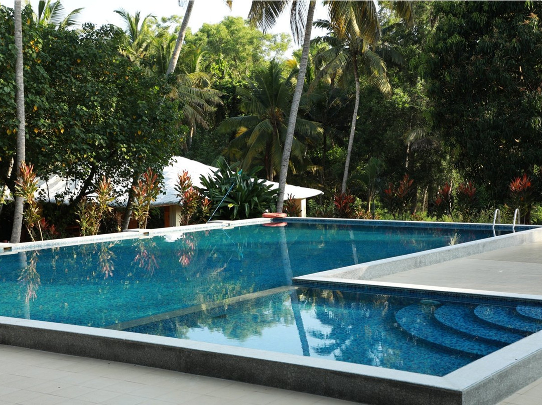 Phoenix Island Resort主图